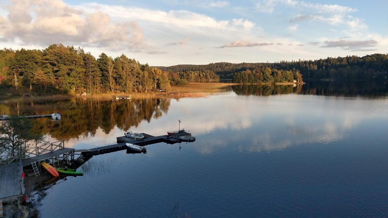 Evika Boutique Hotel Eskilsby Kültér fotó